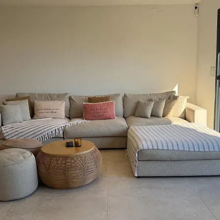 Saphir - Sea View, Access And Pool Villa